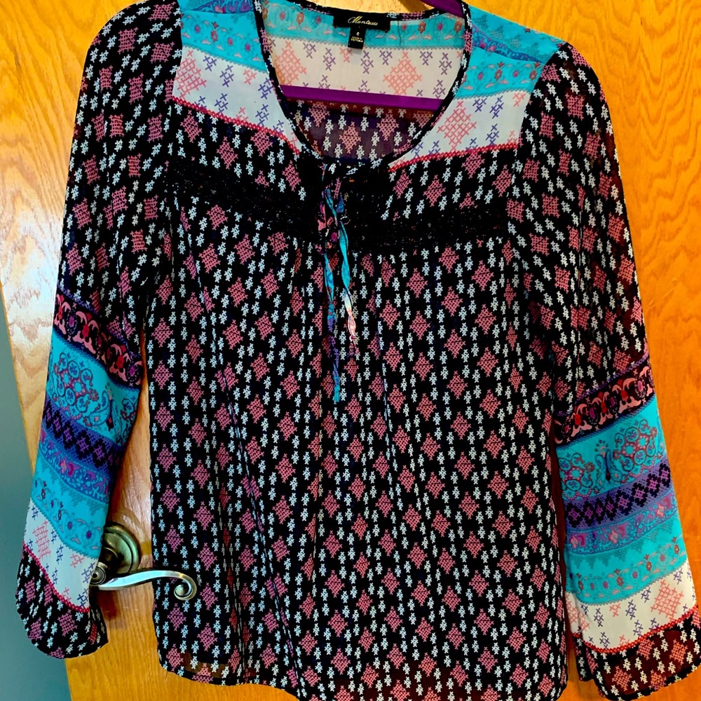 Thin printed long sleeve